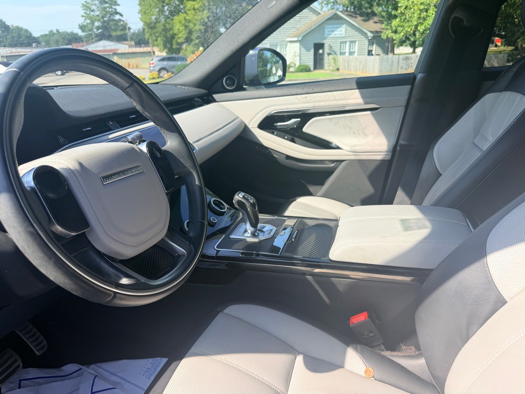 2020 Land Rover Range Rover Evoque Image 13
