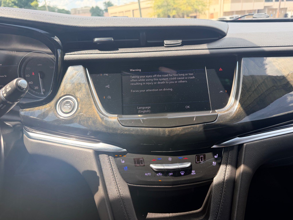 2022 Cadillac XT6 Image 16