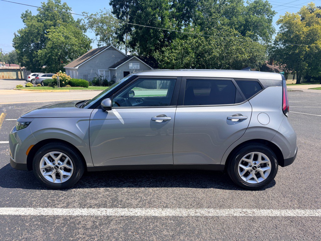 2024 Kia Soul Image 4