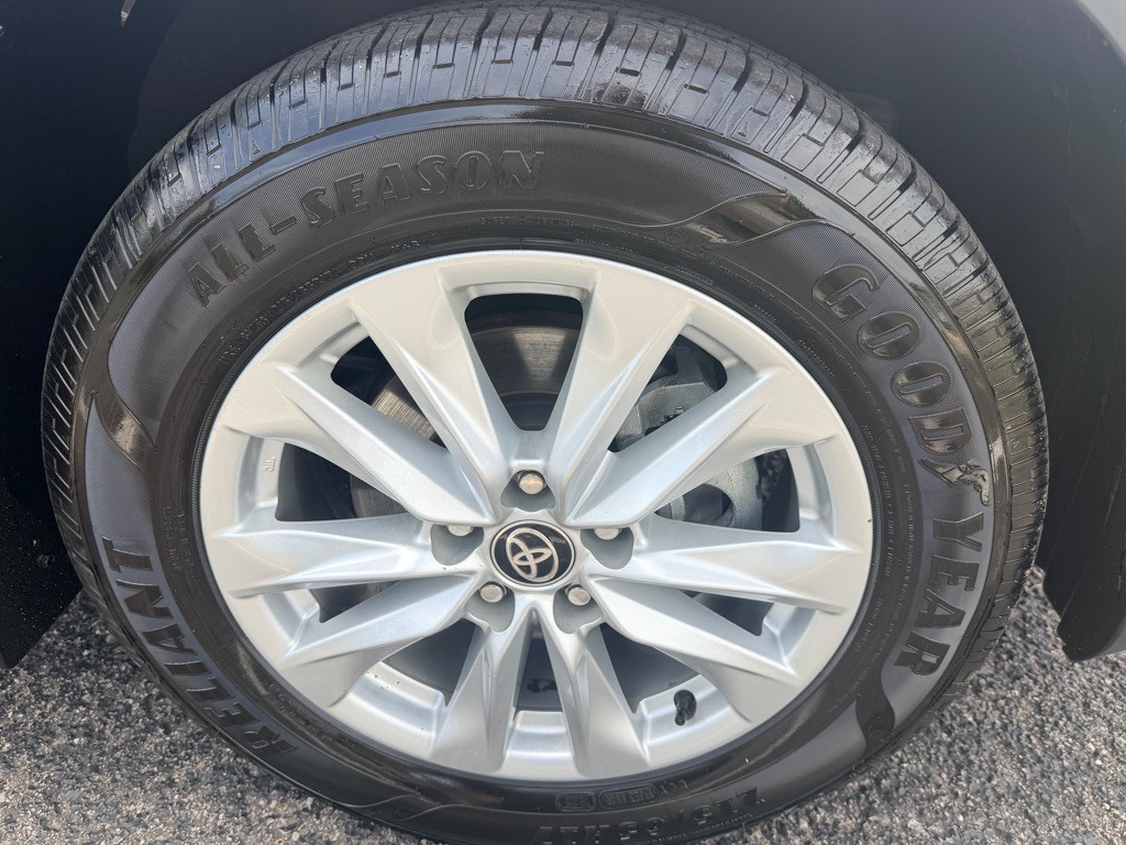 2025 Toyota Corolla Image 8