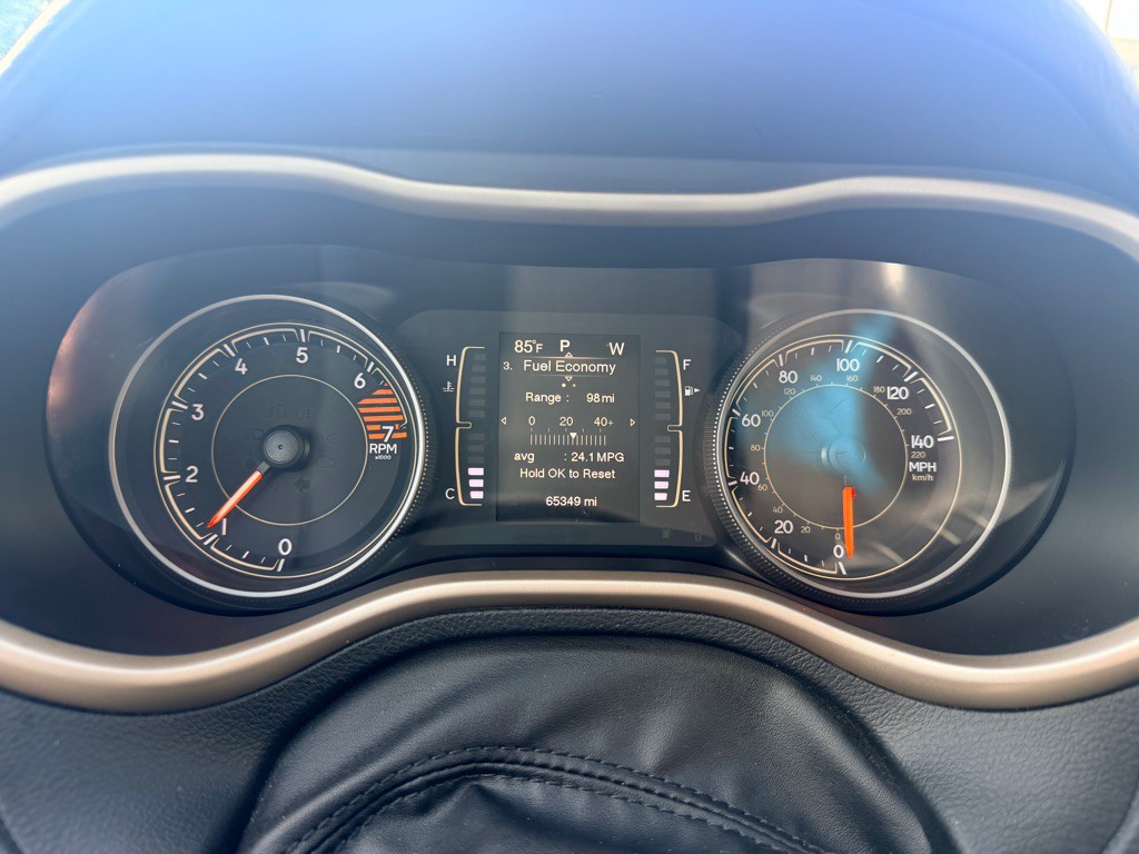 2018 Jeep Cherokee Image 14