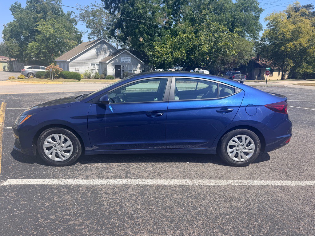 2020 Hyundai Elantra Image 4