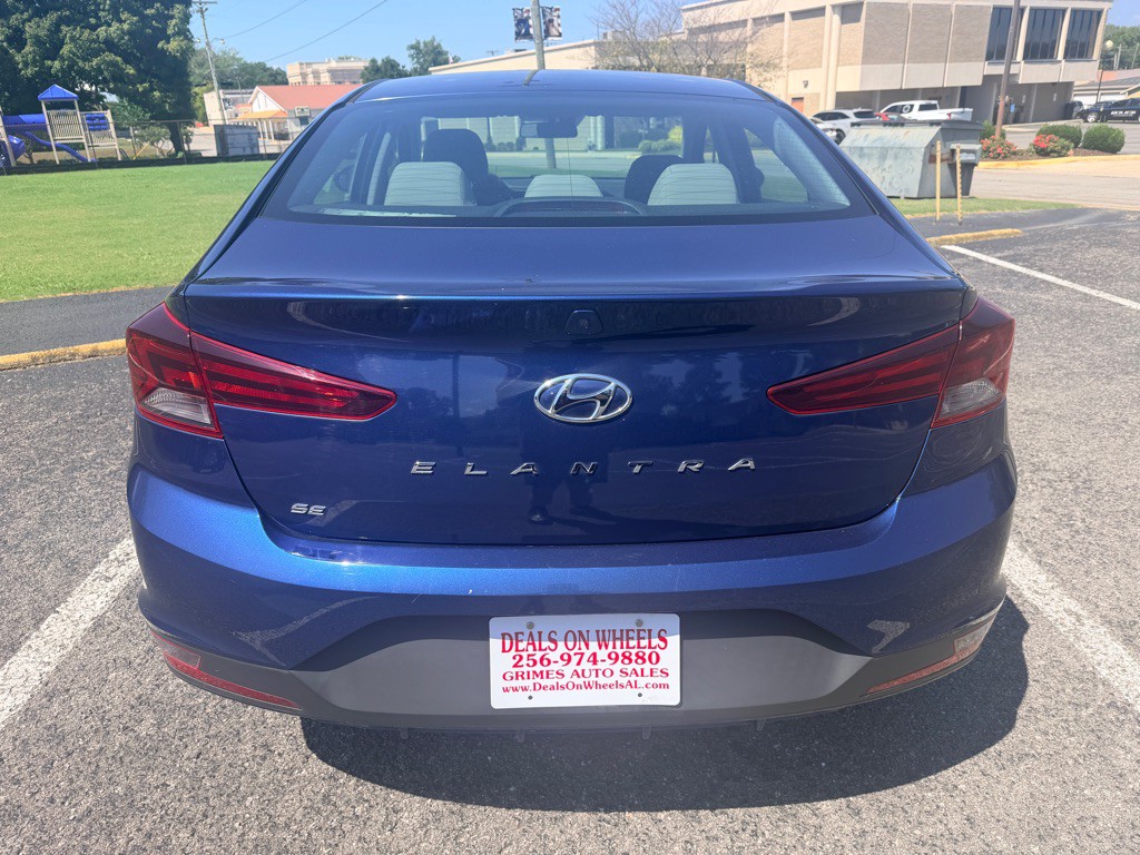2020 Hyundai Elantra Image 6
