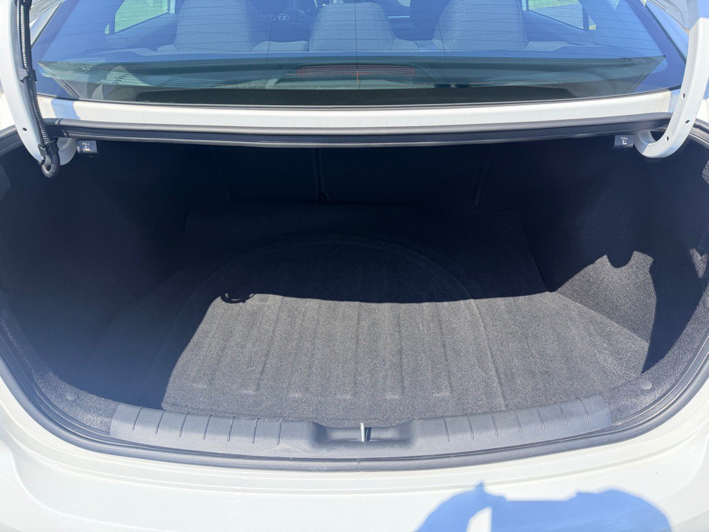 2020 Hyundai Elantra Image 10