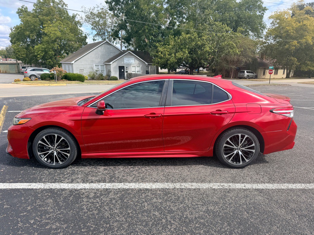 2020 Toyota Camry Image 4