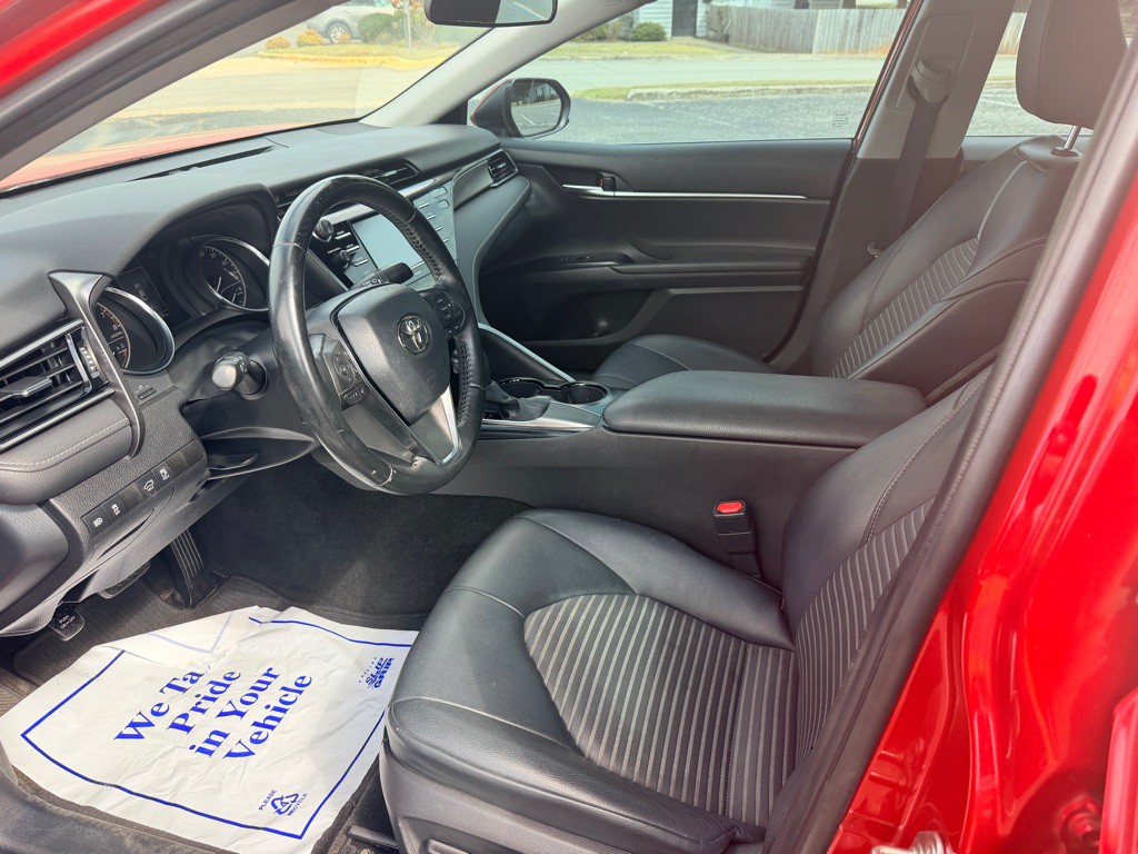 2020 Toyota Camry Image 12