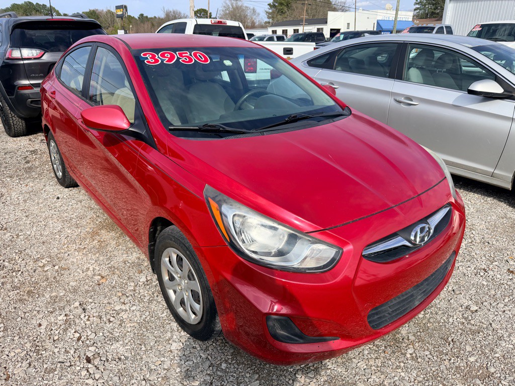 2012 Hyundai Accent Image 4