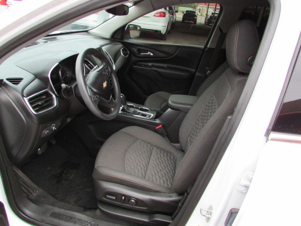 2020 Chevrolet Equinox Image 12