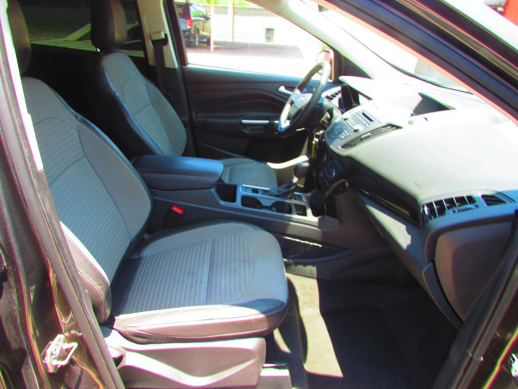 2018 Ford Escape Image 17