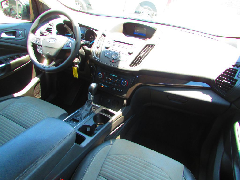 2018 Ford Escape Image 19