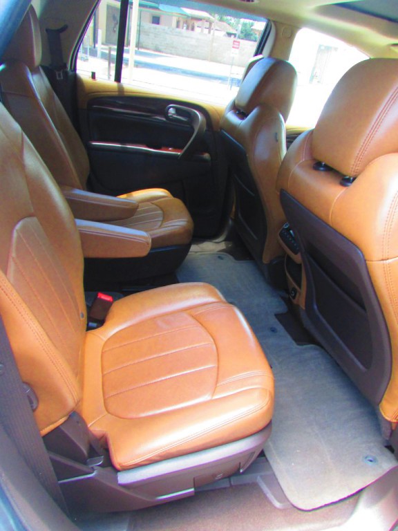 2017 Buick Enclave Image 21