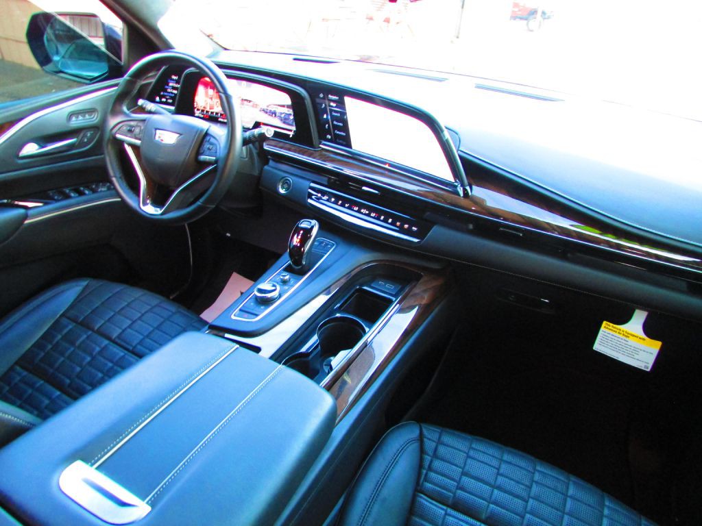 2021 Cadillac Escalade Image 22
