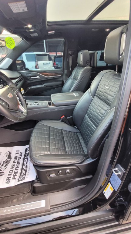 2021 Cadillac Escalade Image 30
