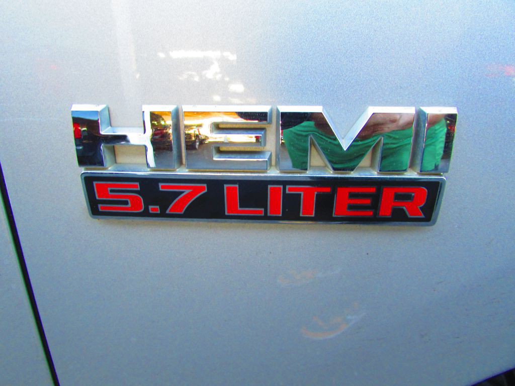 2017 RAM 1500 Image 5