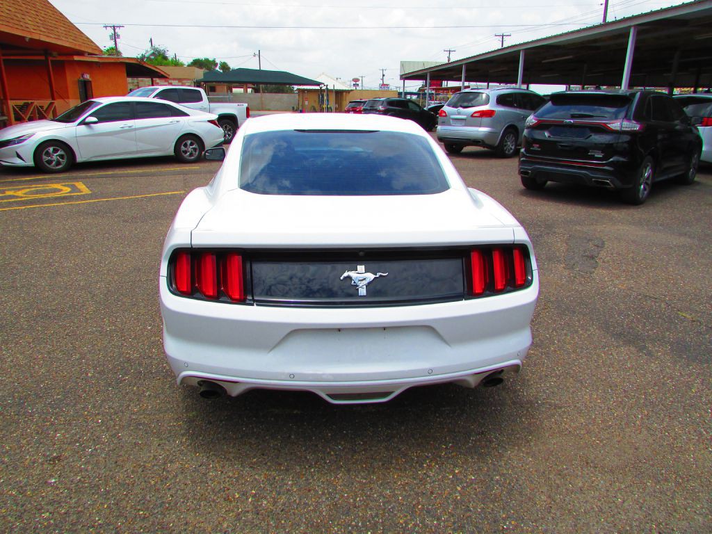 2017 Ford Mustang Image 6