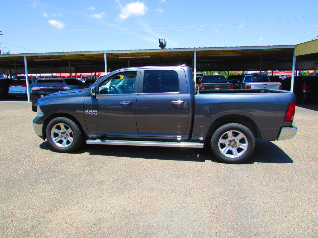 2017 RAM 1500 Image 8