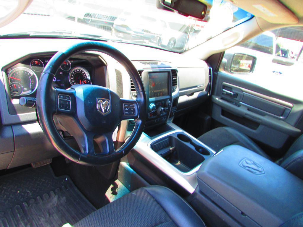 2017 RAM 1500 Image 12