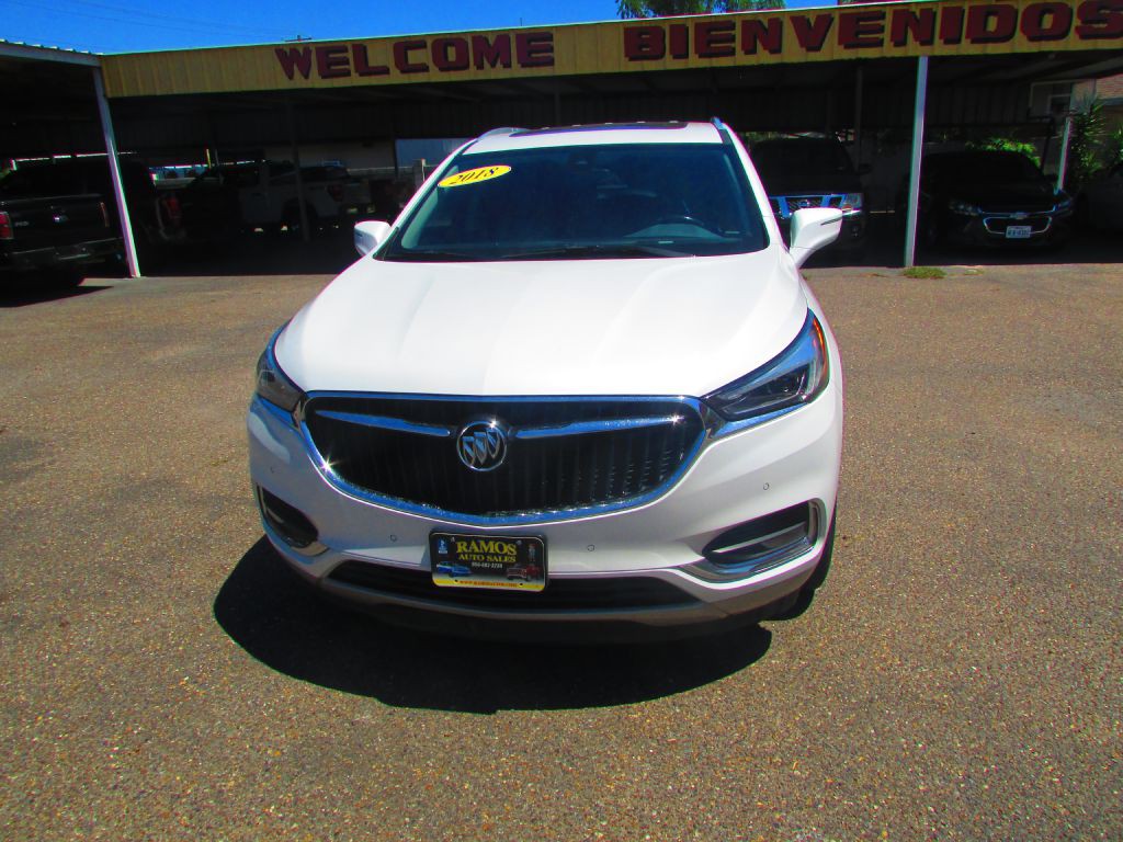 2018 Buick Enclave Image 2