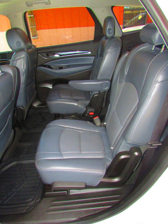 2018 Buick Enclave Image 19