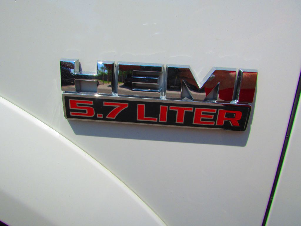 2016 RAM 1500 Image 11