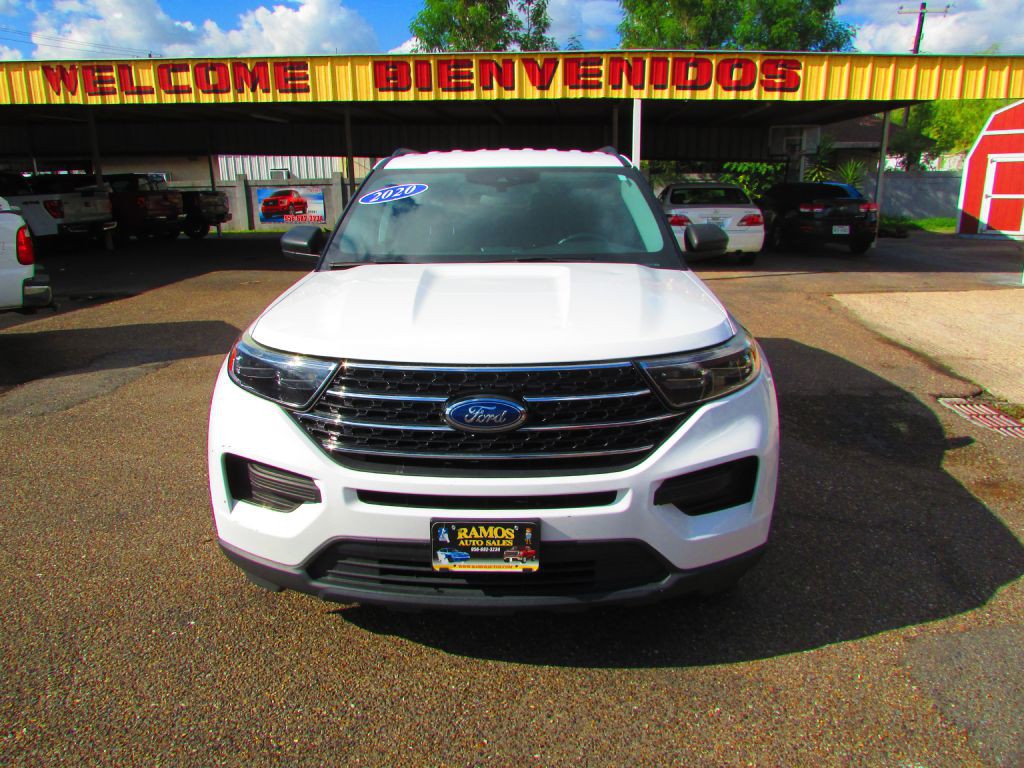 2020 Ford Explorer Image 2