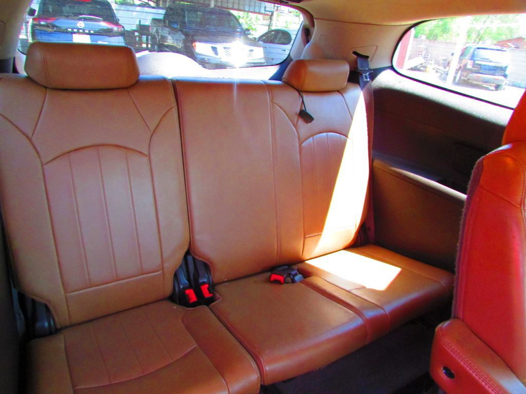 2013 Buick Enclave Image 22