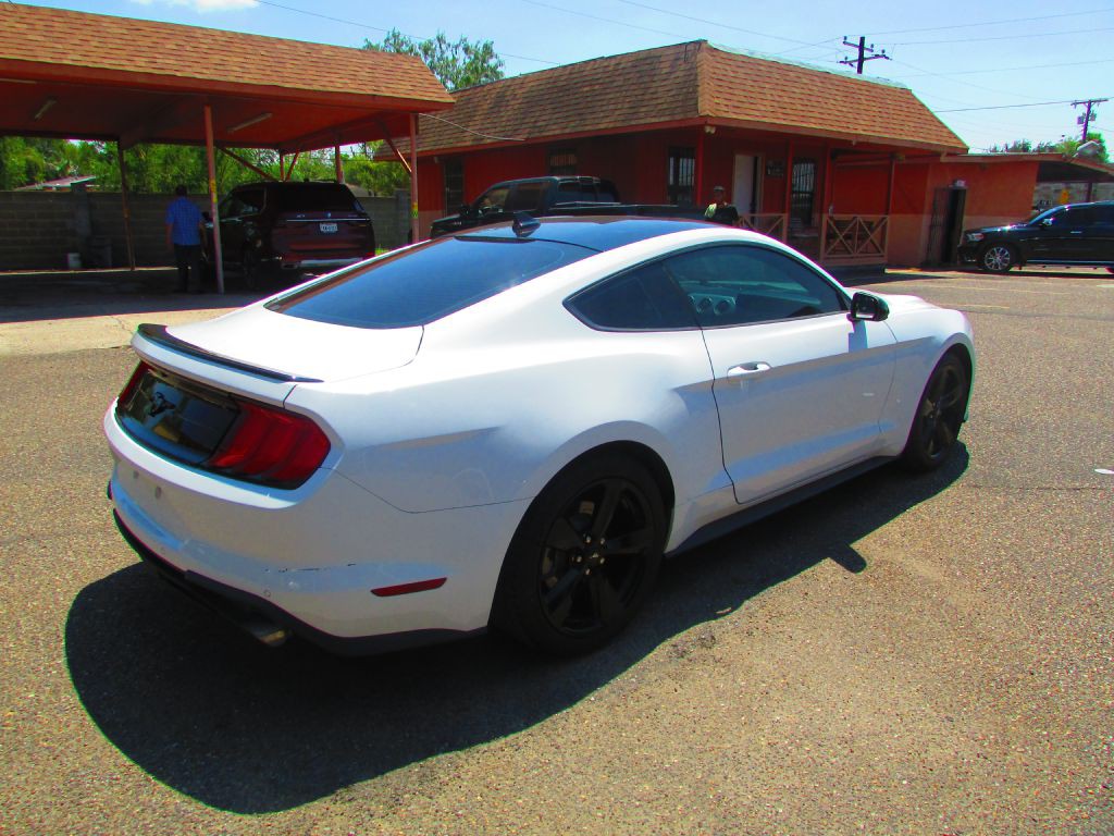 2021 Ford Mustang Image 5