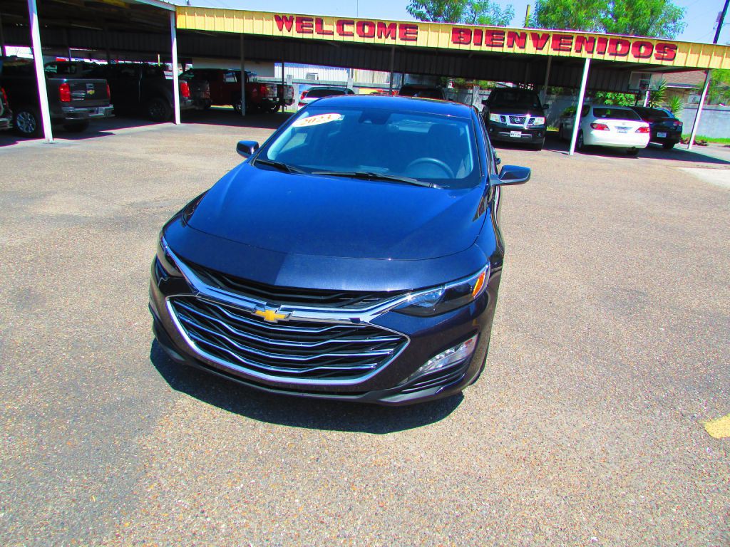 2023 Chevrolet Malibu Image 1