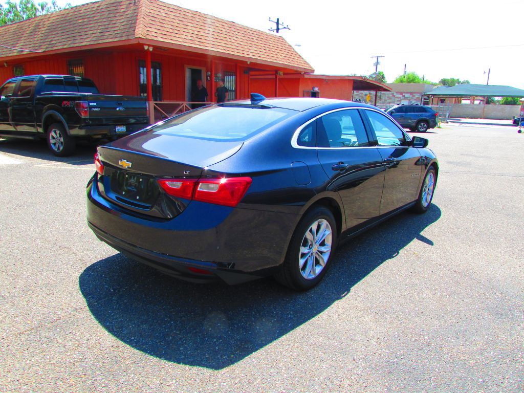 2023 Chevrolet Malibu Image 5