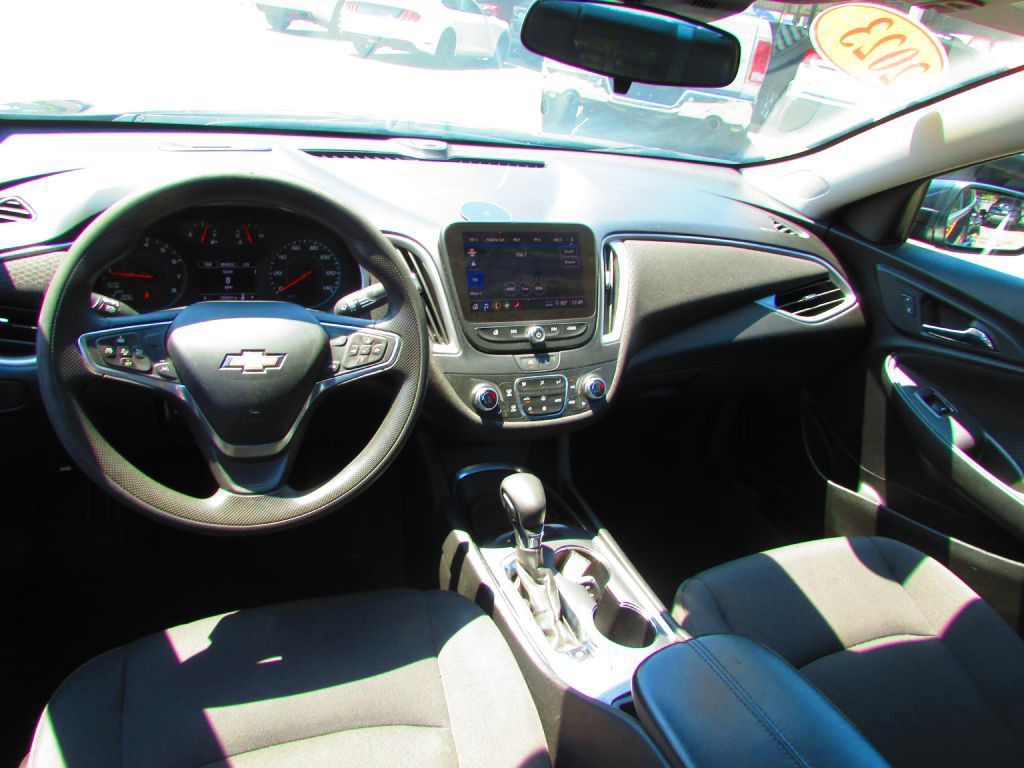 2023 Chevrolet Malibu Image 15