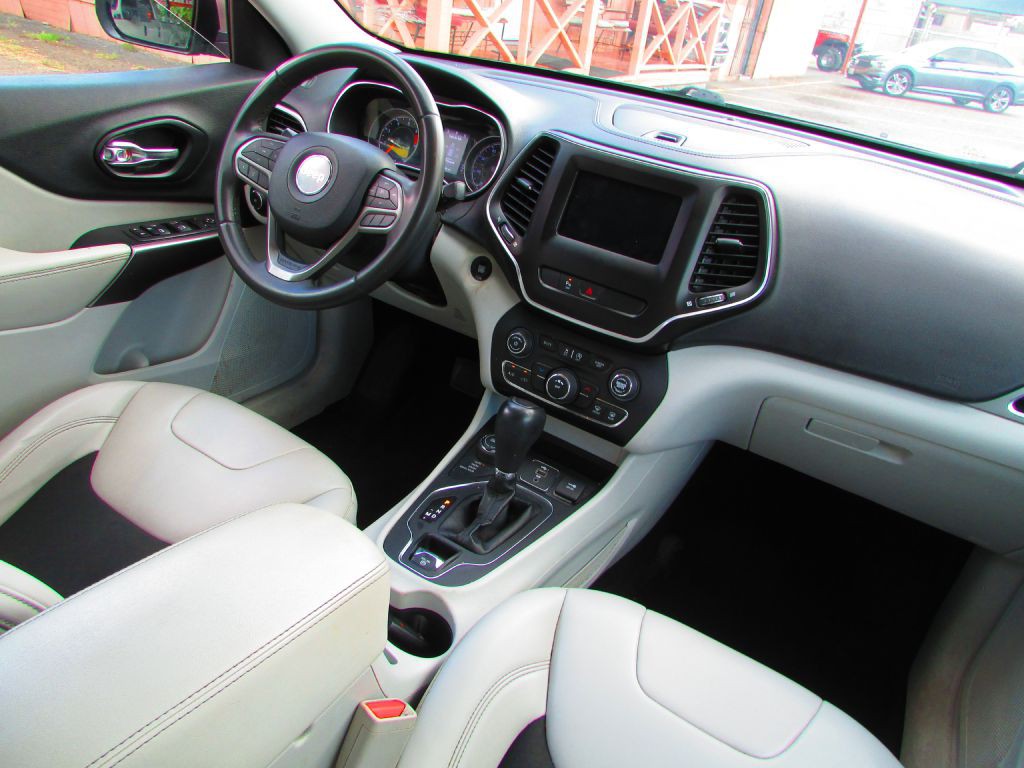 2020 Jeep Cherokee Image 20