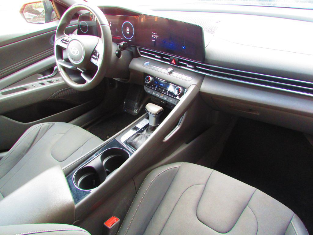 2024 Hyundai Elantra Image 15