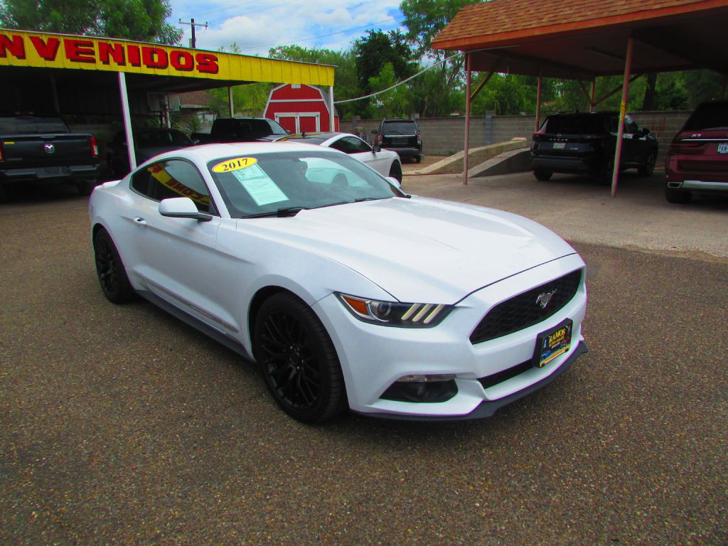 2017 Ford Mustang Image 3