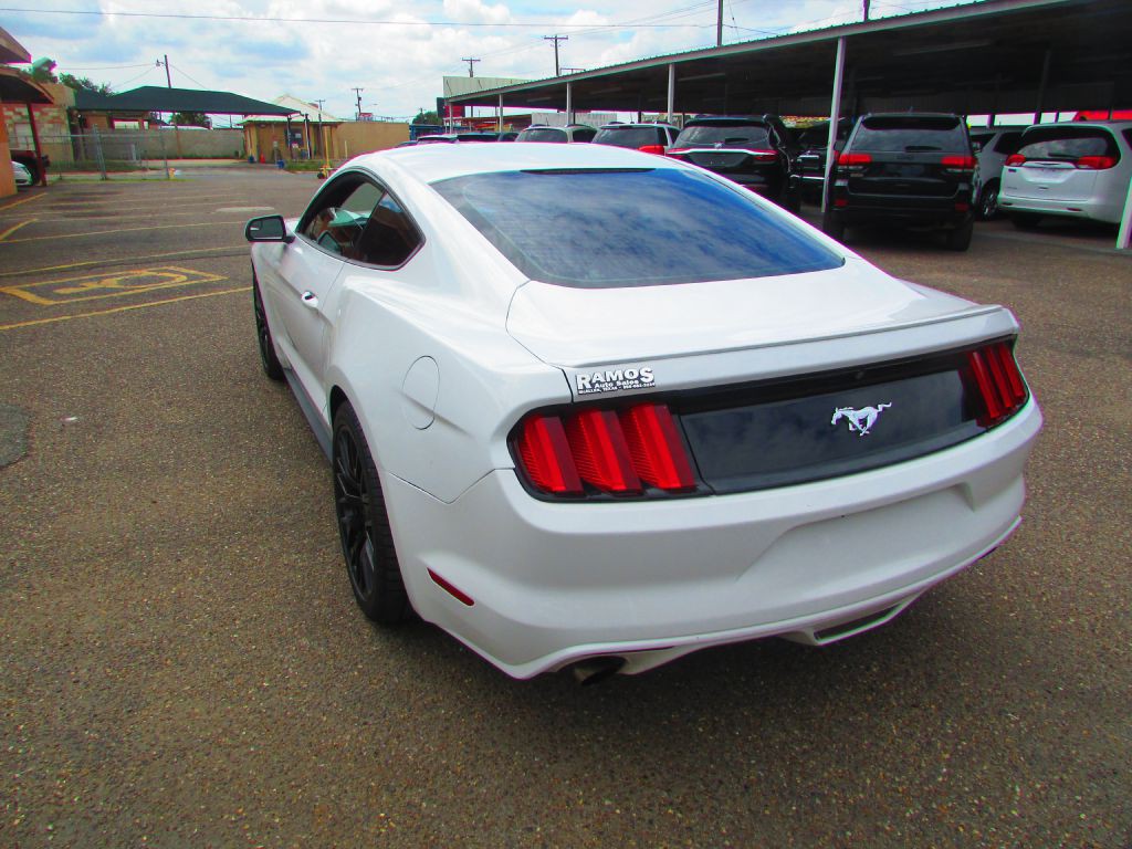 2017 Ford Mustang Image 7