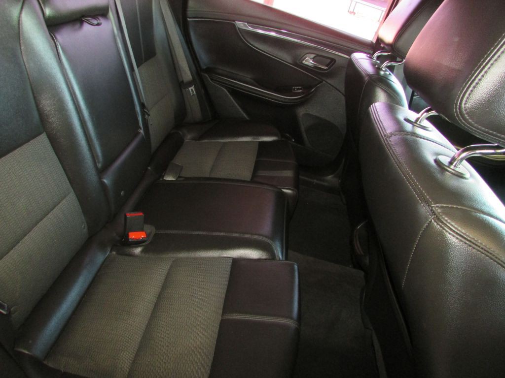 2016 Chevrolet Impala Image 14