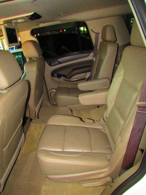 2017 Chevrolet Tahoe Image 14