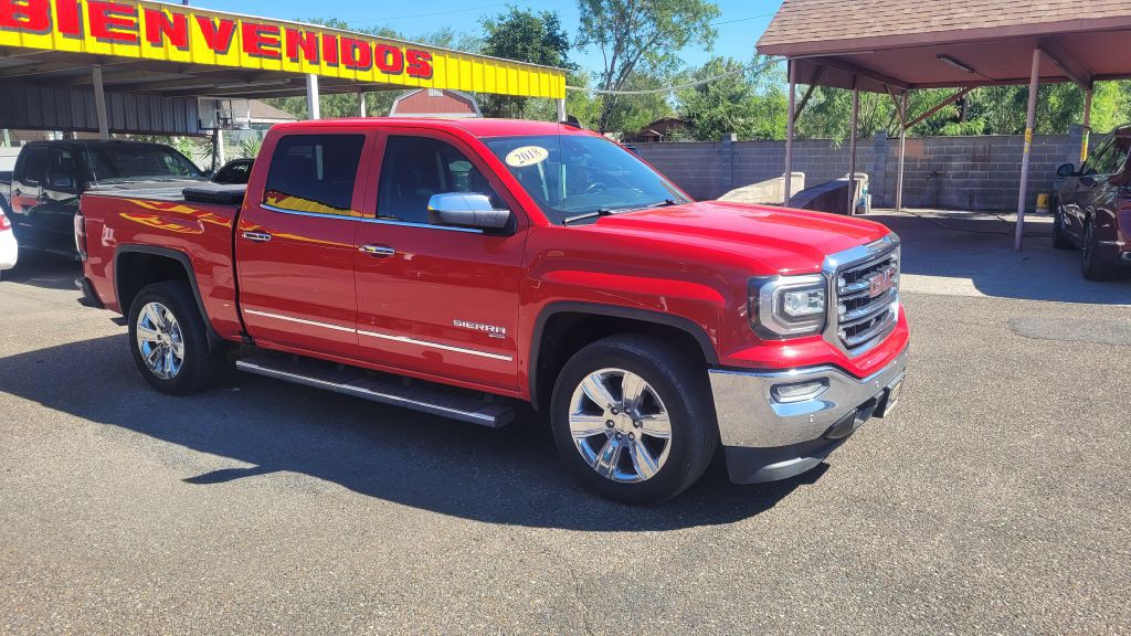 2018 GMC Sierra Image 2