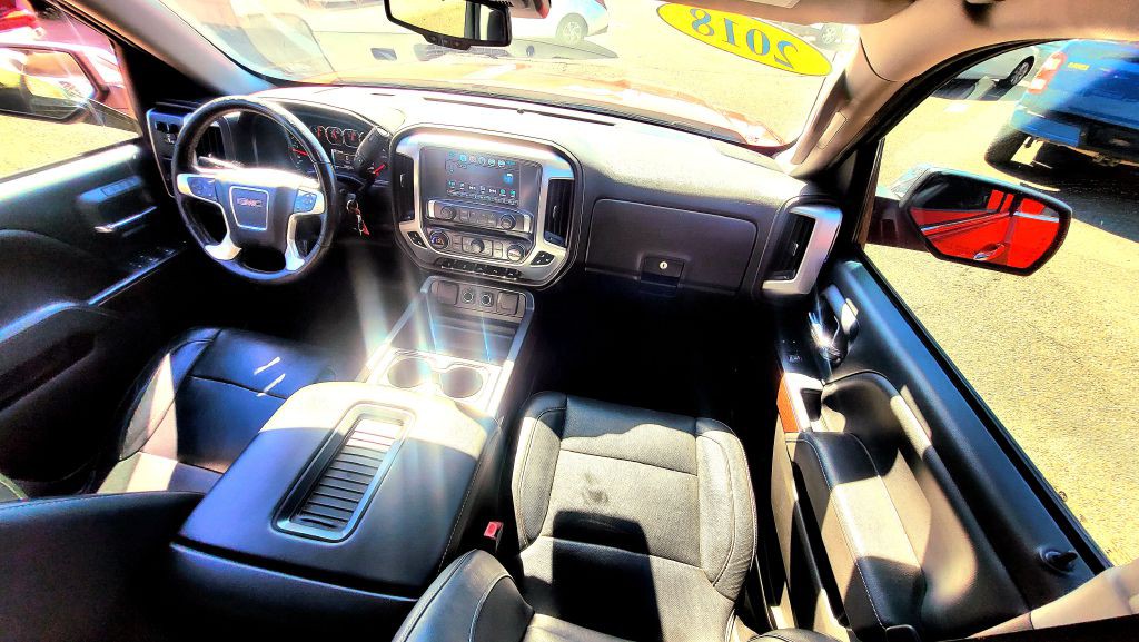 2018 GMC Sierra Image 22