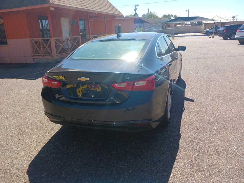 2023 Chevrolet Malibu Image 3