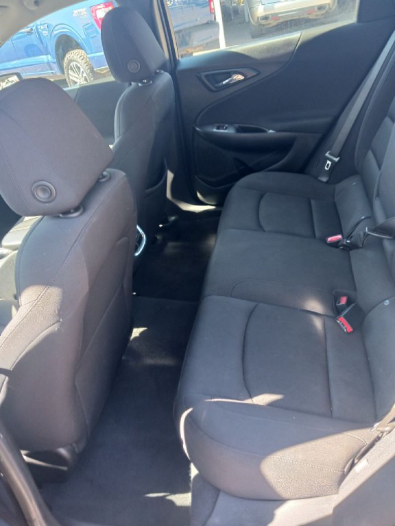 2023 Chevrolet Malibu Image 7