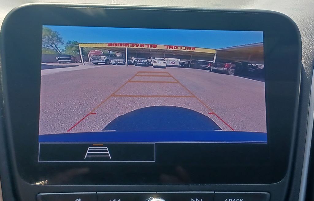 2023 Chevrolet Malibu Image 13