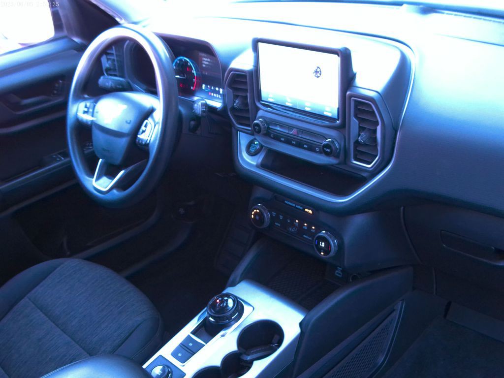 2021 Ford Bronco Image 15