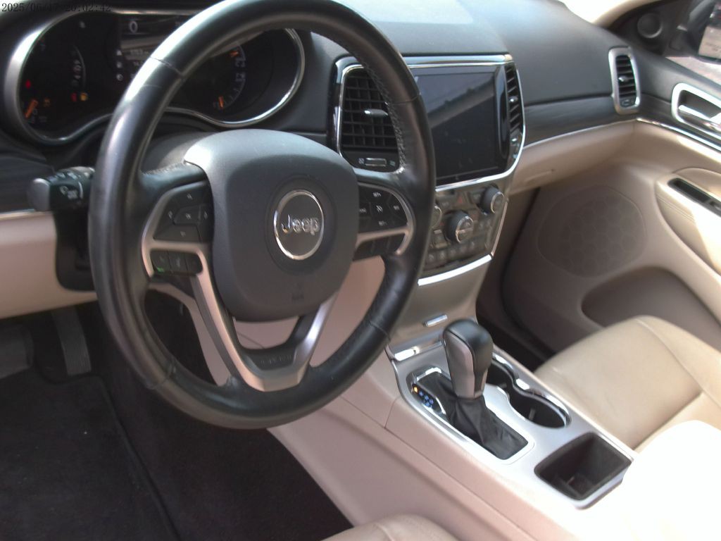 2019 Jeep Grand Cherokee Image 17