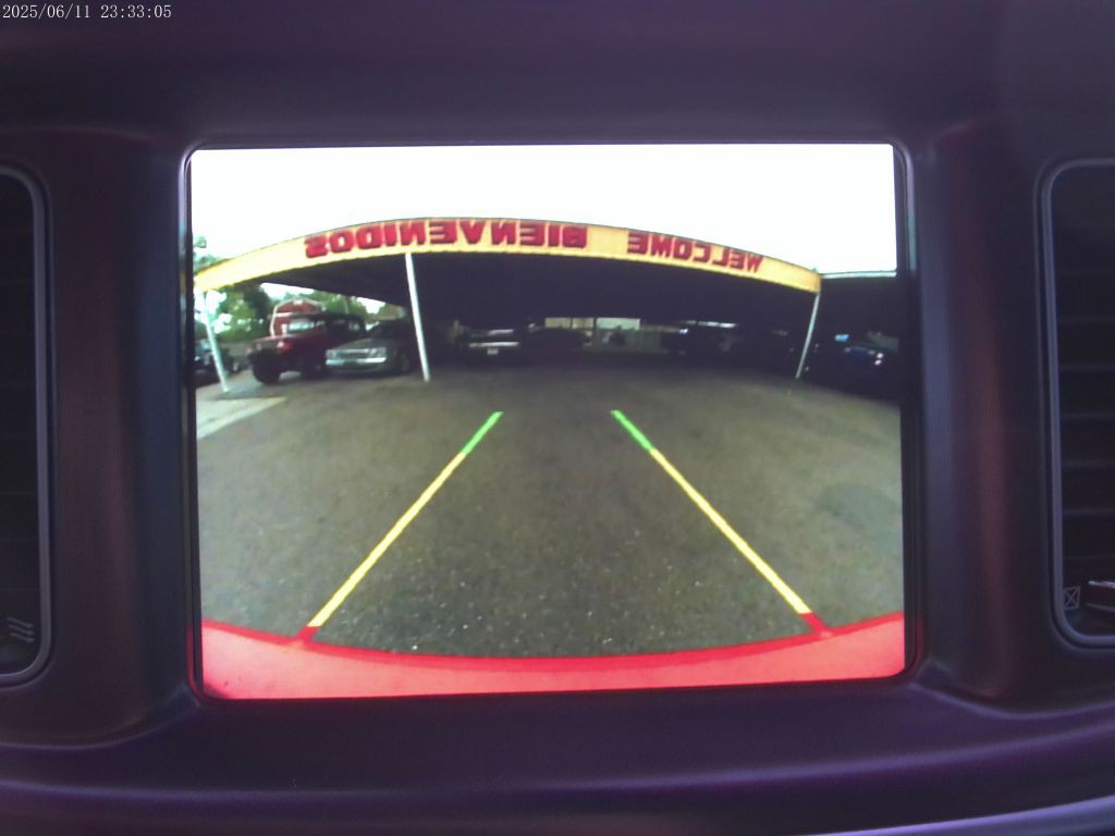 2021 Dodge Charger Image 18