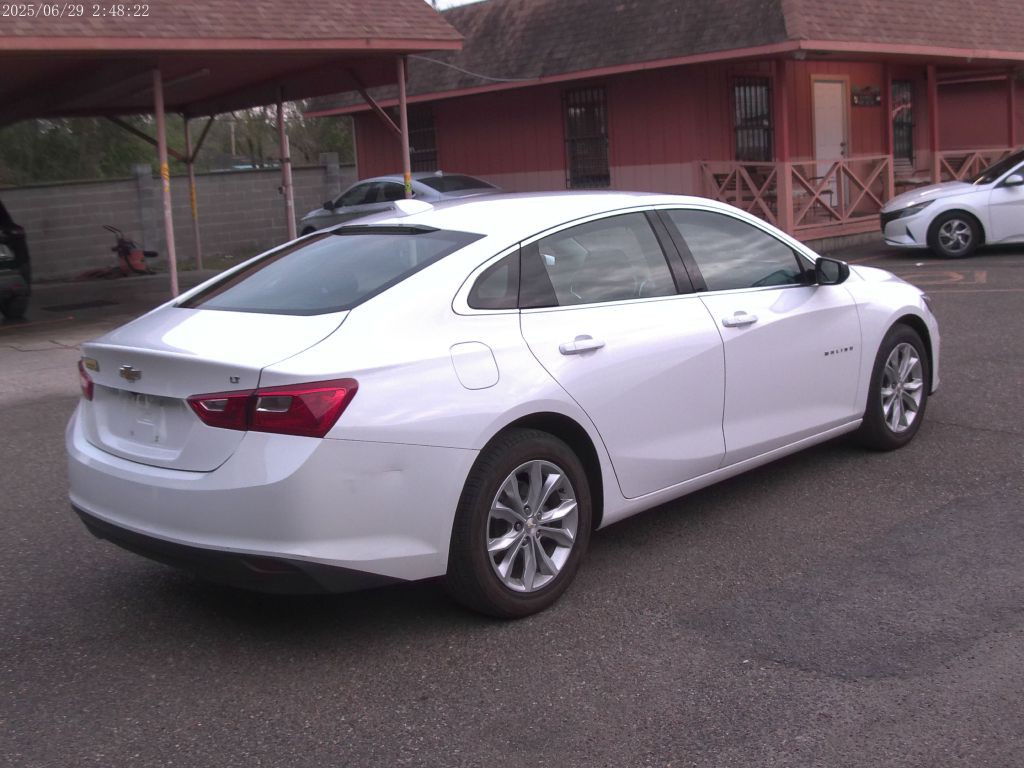 2023 Chevrolet Malibu Image 5