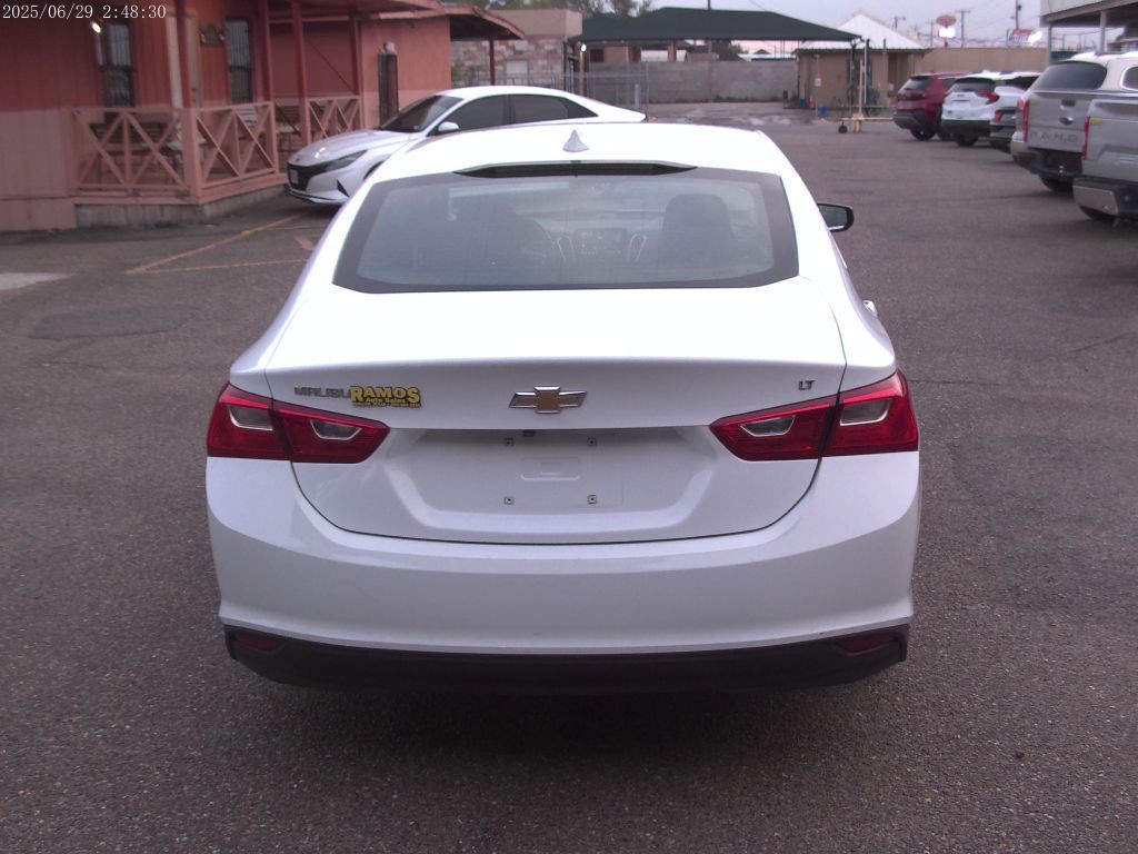 2023 Chevrolet Malibu Image 6