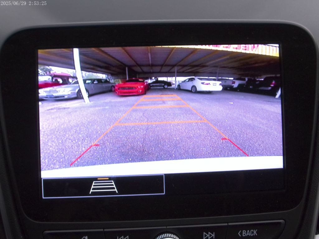 2023 Chevrolet Malibu Image 16