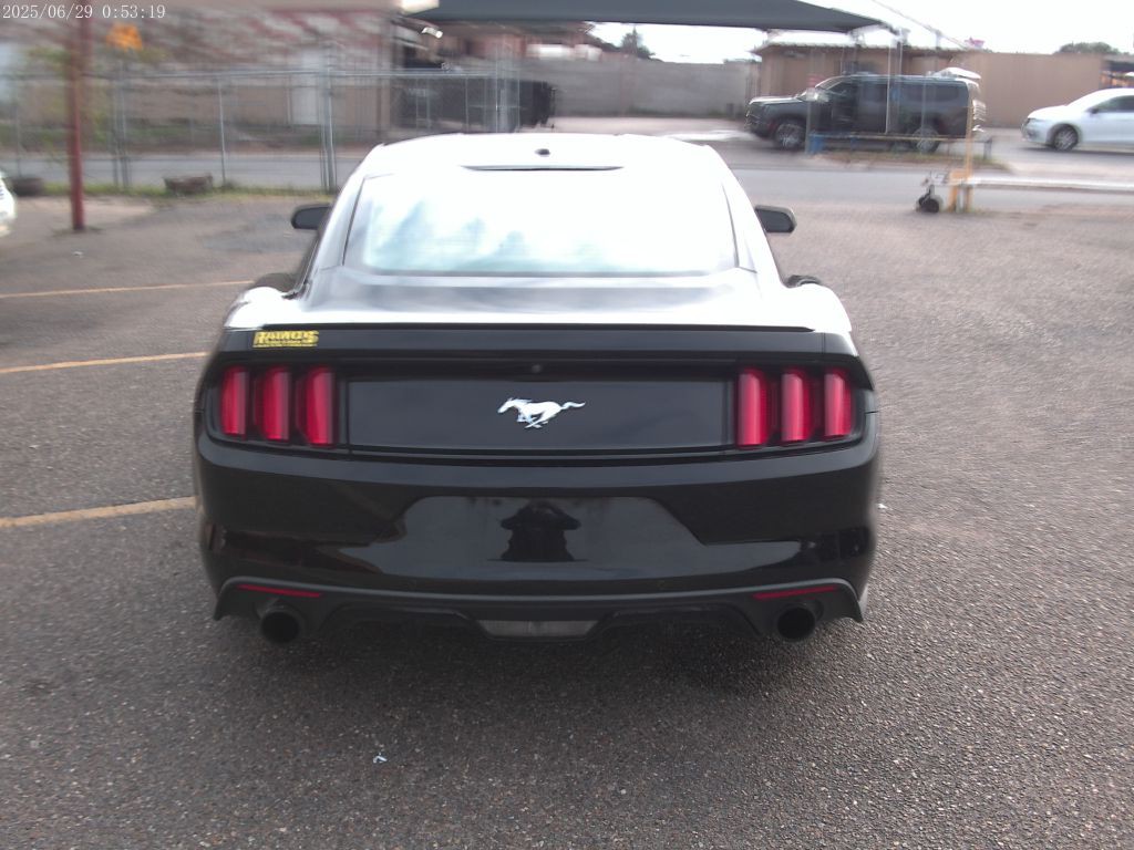 2017 Ford Mustang Image 5