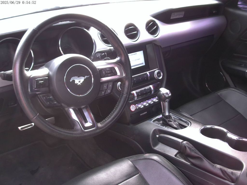 2017 Ford Mustang Image 11