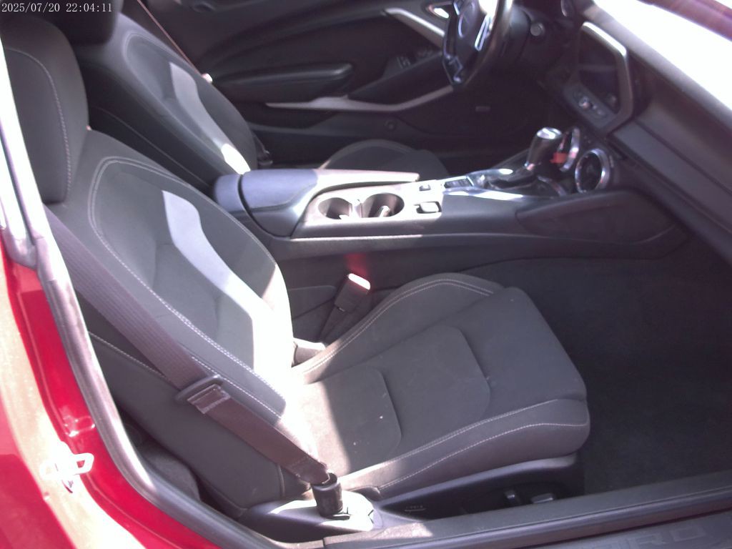2020 Chevrolet Camaro Image 11